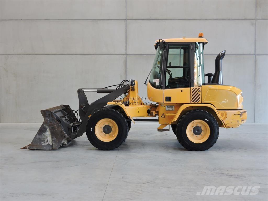 Volvo L30G Pyöräkuormaajat