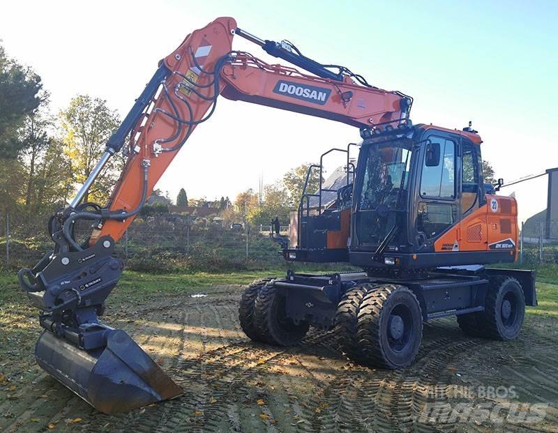 Doosan DX 165 WR-7 Pyöräkaivukoneet