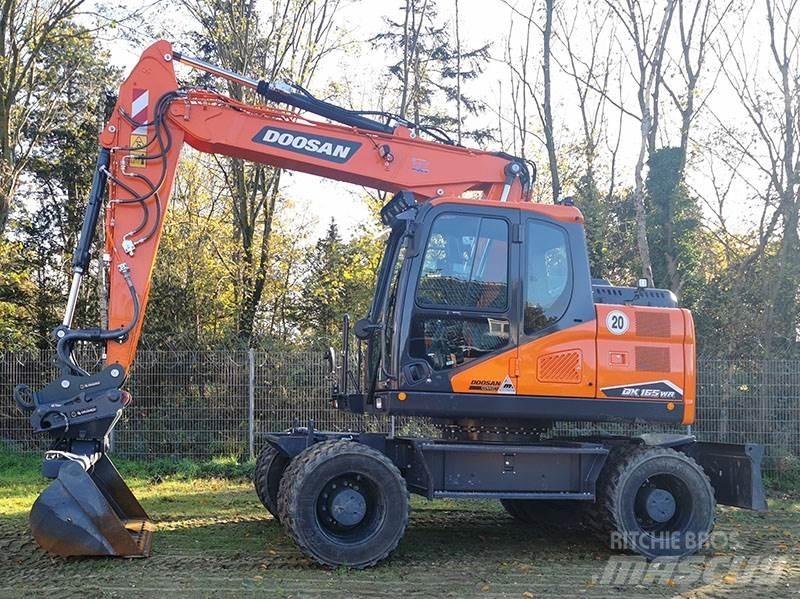 Doosan DX 165 WR-7 Pyöräkaivukoneet