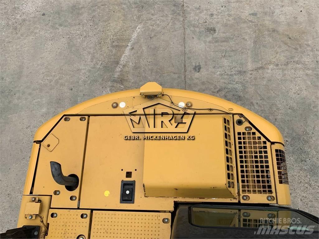 CAT 311D LRR Telakaivukoneet