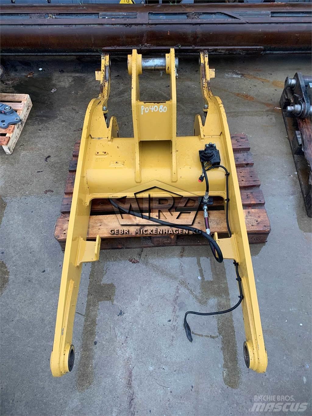 CAT 907 H Puomit