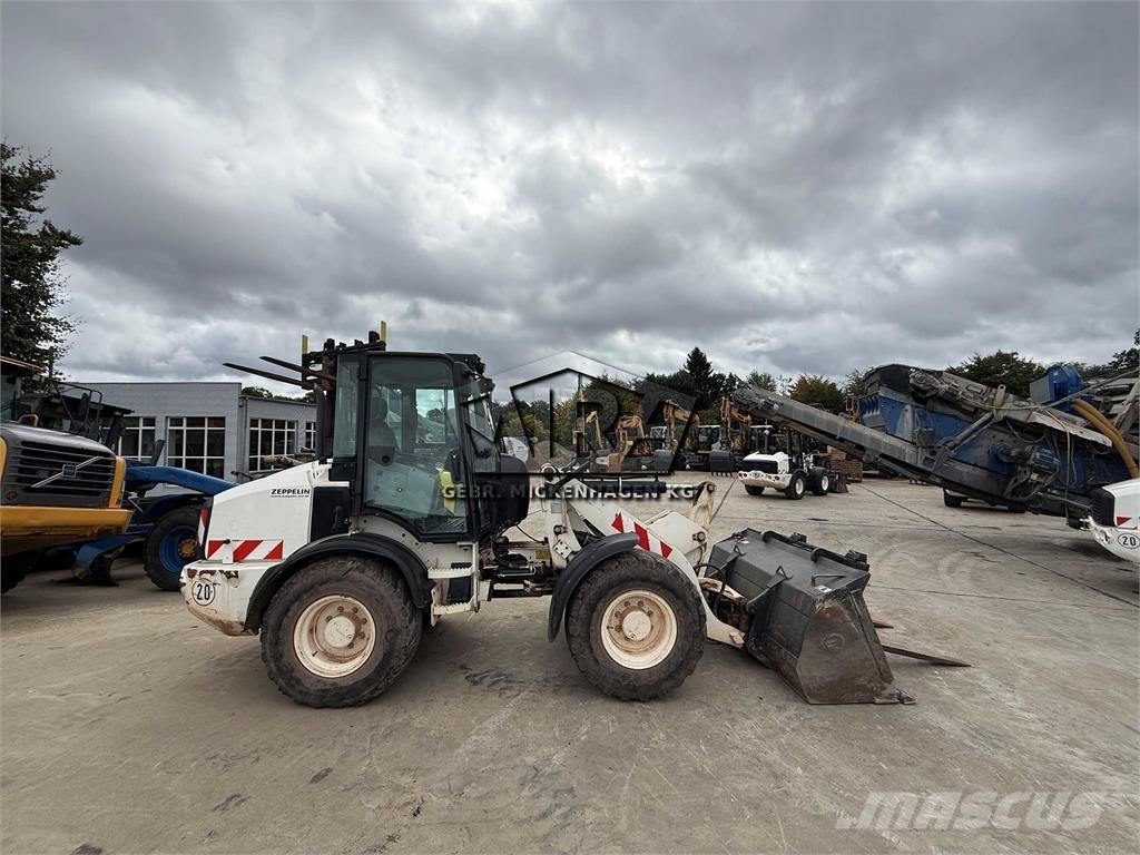 CAT 908 M Pyöräkuormaajat