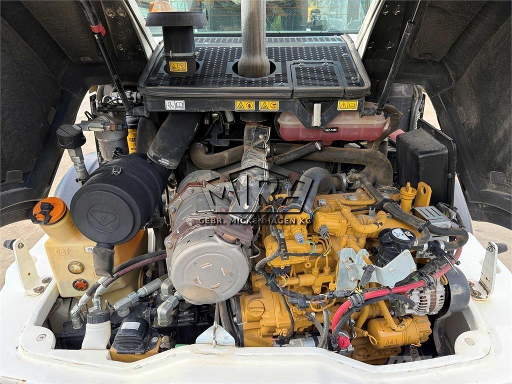 CAT 908 M Pyöräkuormaajat