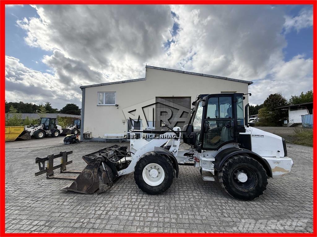 CAT 908M Pyöräkuormaajat