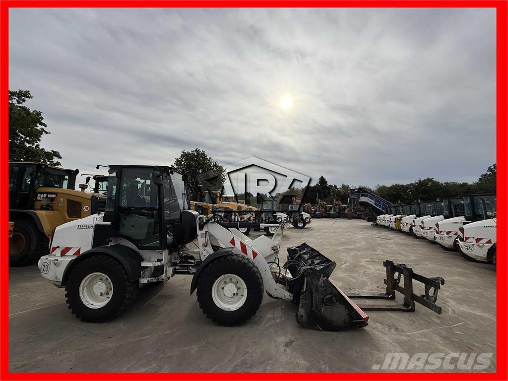 CAT 908M Pyöräkuormaajat