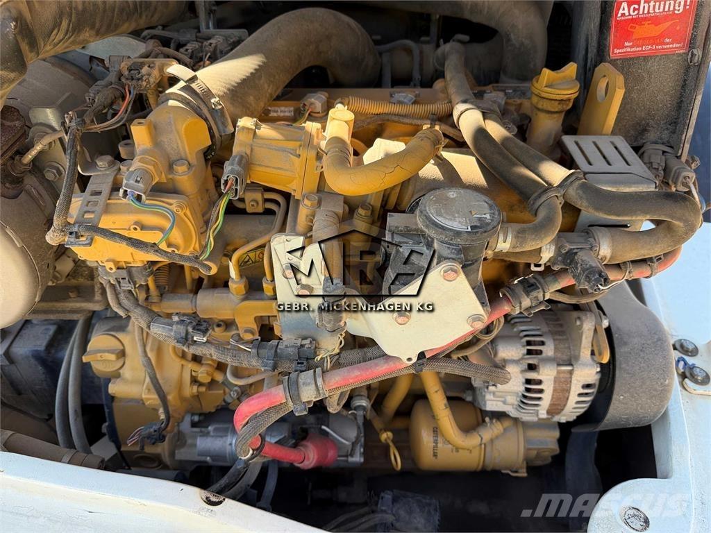 CAT 908M Pyöräkuormaajat
