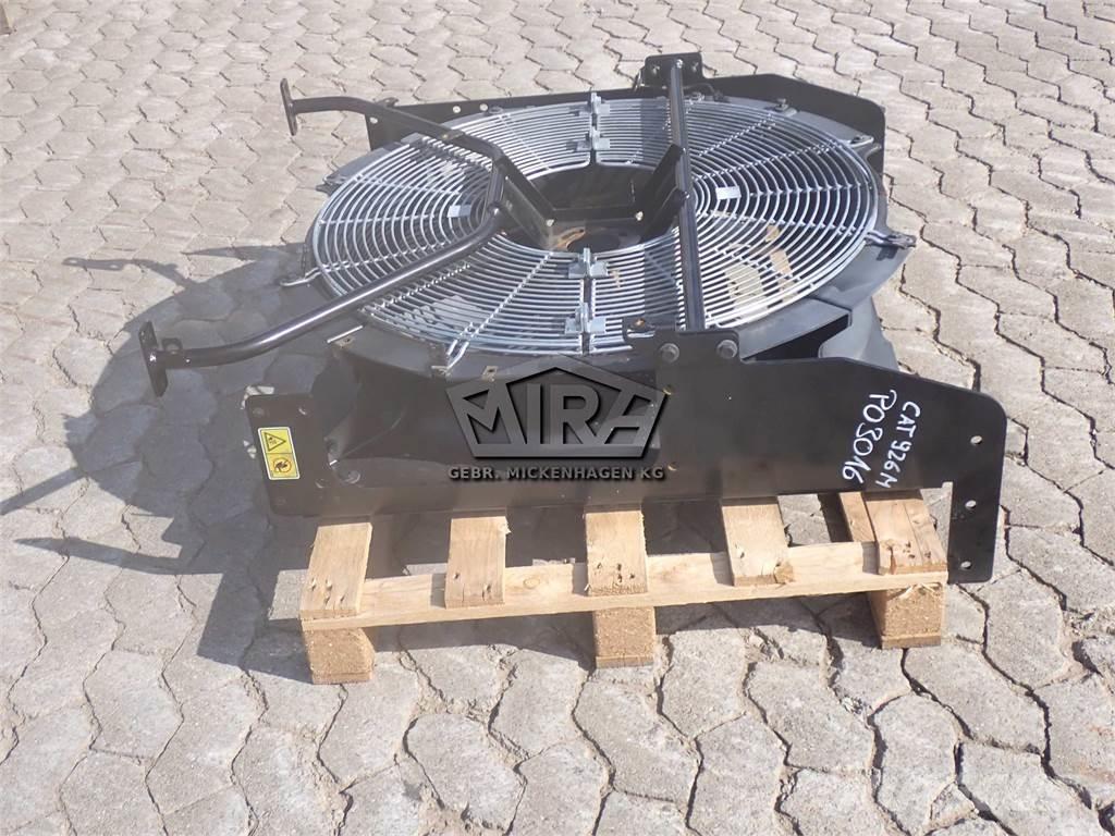CAT 926 M/ Lüfter Moottorit