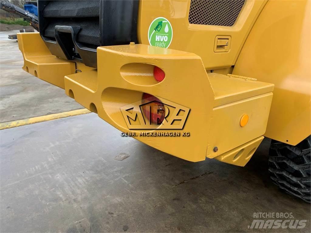 CAT 930M Pyöräkuormaajat