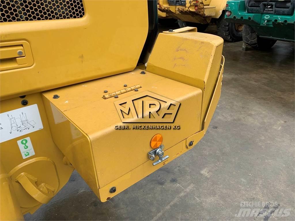CAT 930M Pyöräkuormaajat