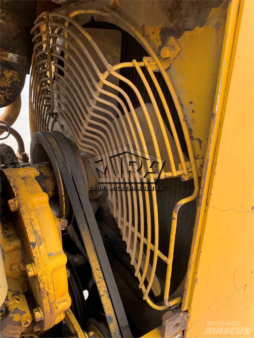 CAT 941 Telakuormaajat