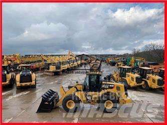 CAT 962M Pyöräkuormaajat
