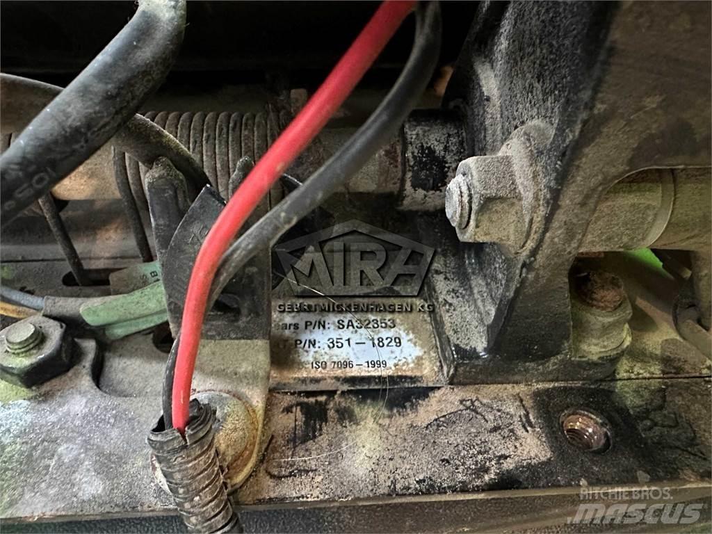 CAT 966 KXE / Sitz Ohjaamo ja sisusta