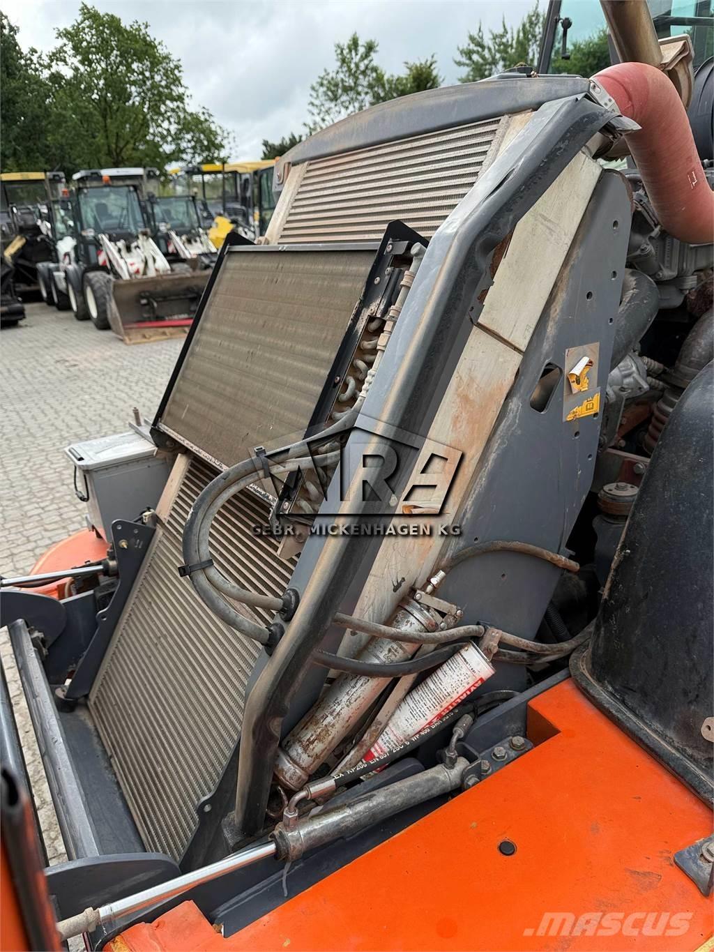 Hamm H 13i Yksivalssijyrät