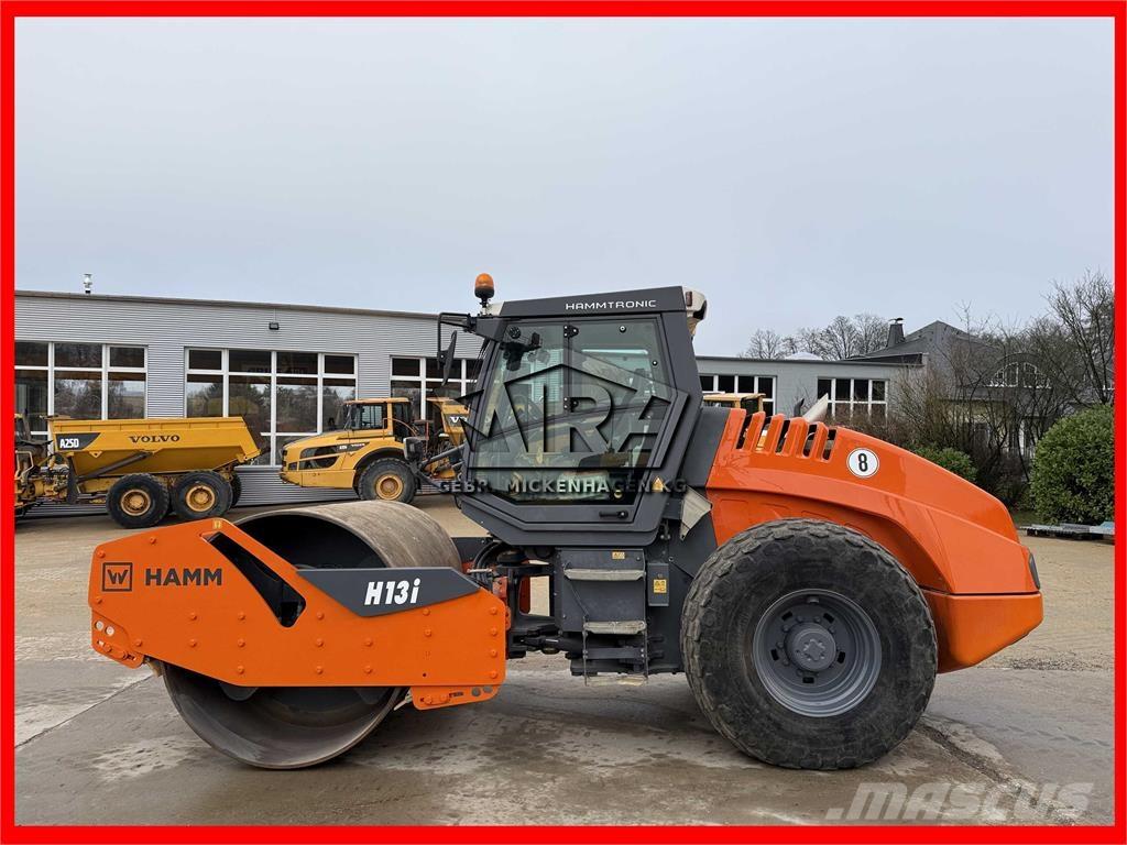 Hamm H 13i Yksivalssijyrät