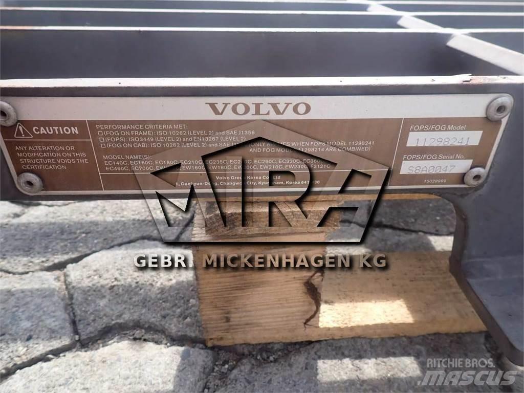 Volvo EC 360 C Ohjaamo ja sisusta