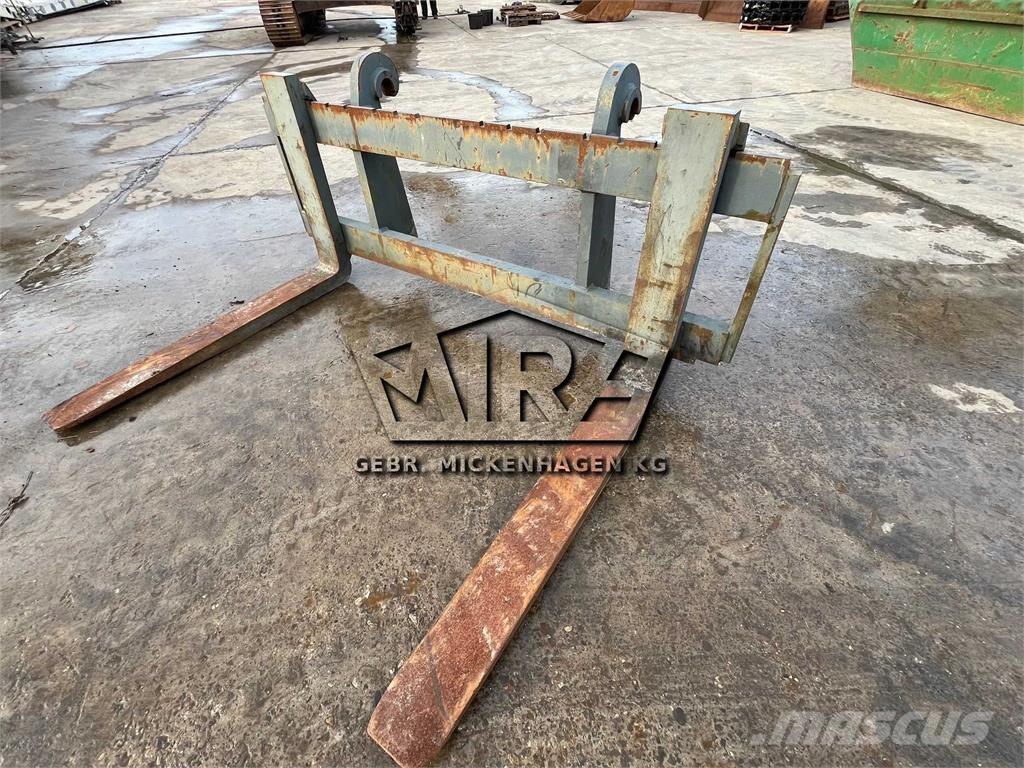 Volvo SW / L90 Trukkihaarukat