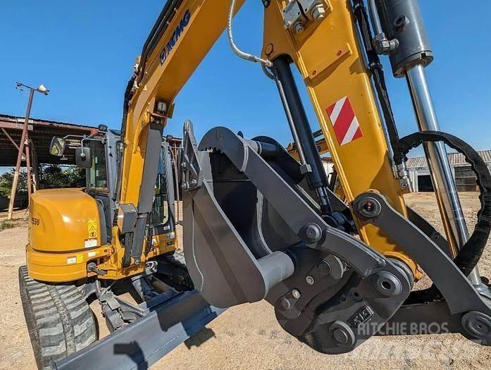 XCMG XE55U Muut