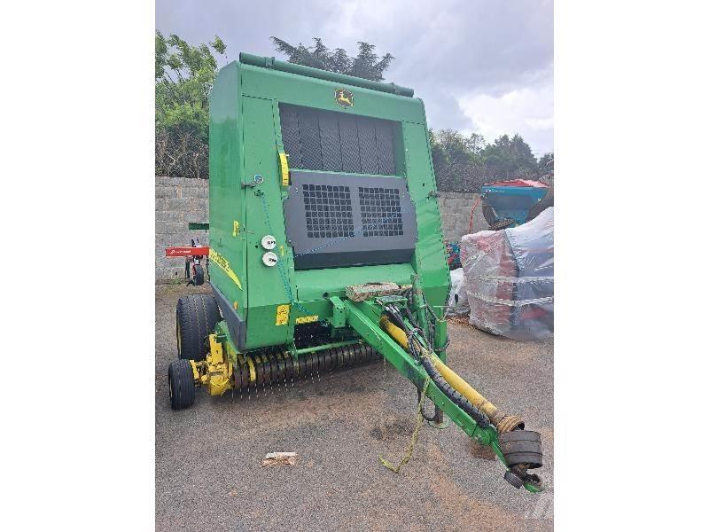 John Deere 592 Pyöröpaalaimet