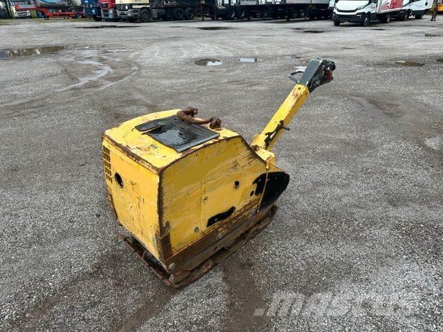 Bomag BPR 65/70 D Tärylevyt