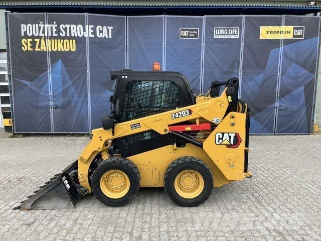 CAT 242D3 Muut koneet