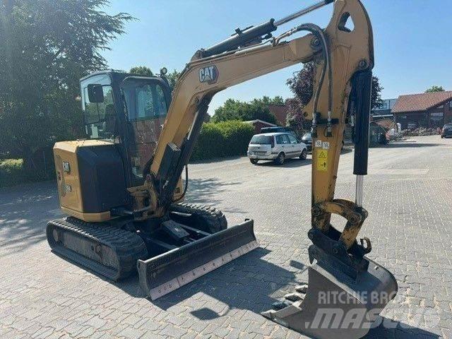 CAT 304 Minikaivukoneet < 7t