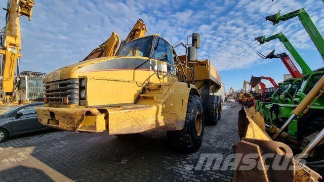 CAT 740 Muut koneet
