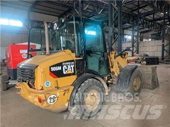 CAT 906M Pyöräkuormaajat