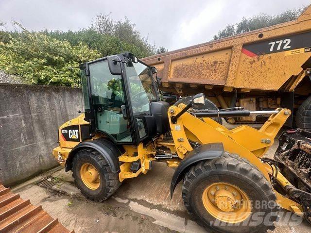 CAT 907 H2 Pyöräkuormaajat