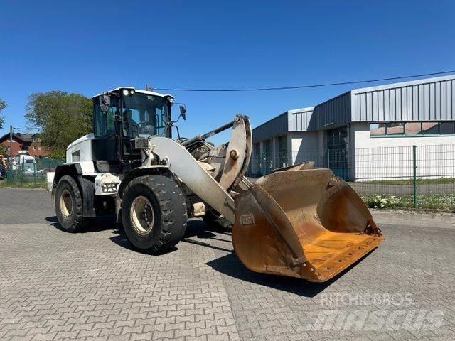 CAT 938 M / High Lift Pyöräkuormaajat