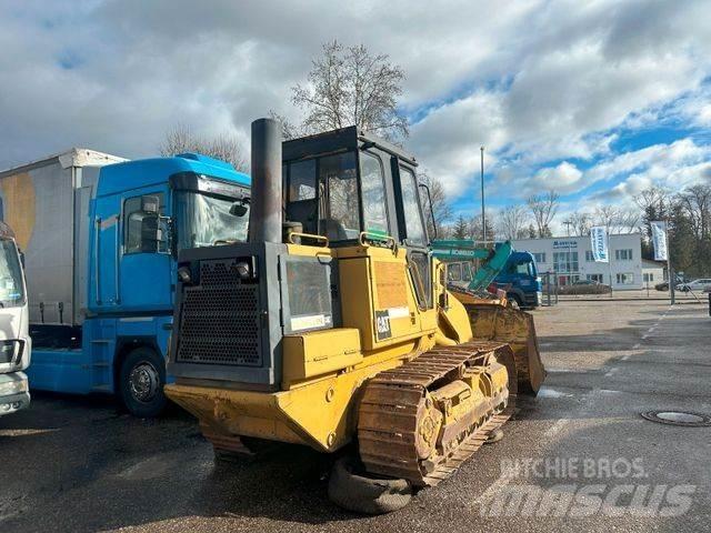 CAT 953 Telaketjupuskutraktorit