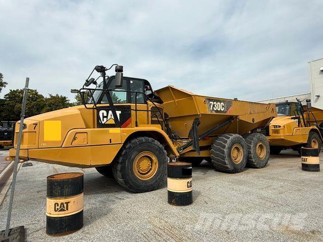 CAT Dumper 730 C2 Dumpperit