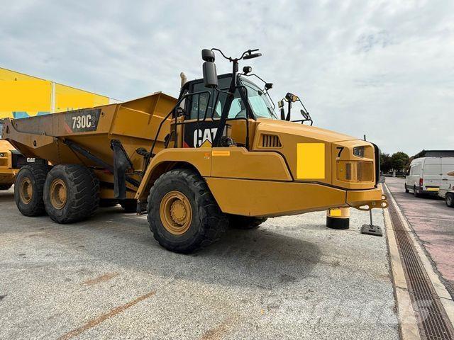 CAT Dumper 730 C2 Dumpperit