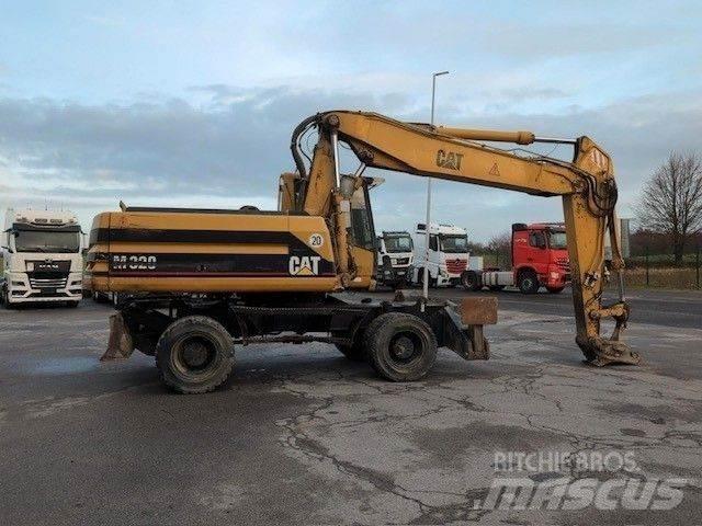 CAT M320 Pyöräkaivukoneet