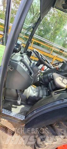 CLAAS Nectis 227 VE Traktorit