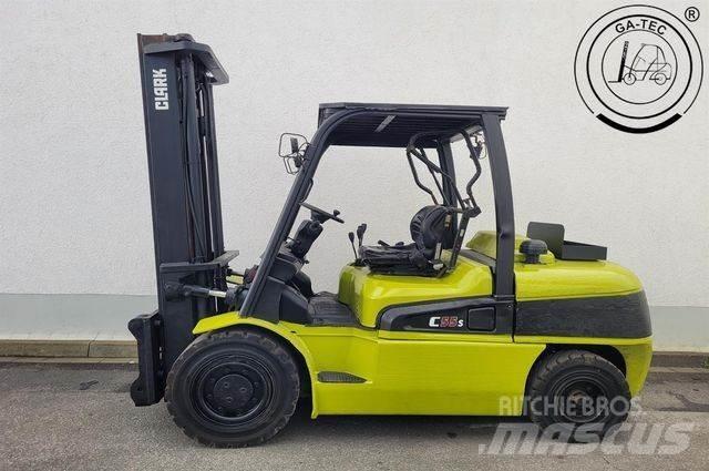 Clark C55SD Dieseltrukit