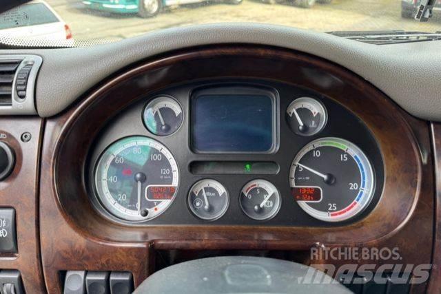DAF CF410 4x2 Eläinkuljetusautot