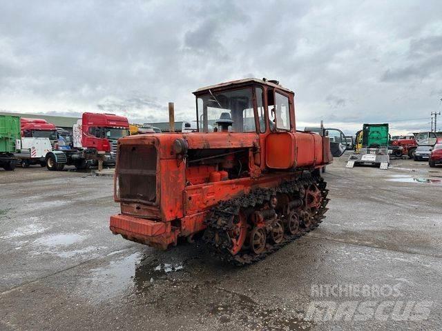  DT75 buldozer Telaketjupuskutraktorit