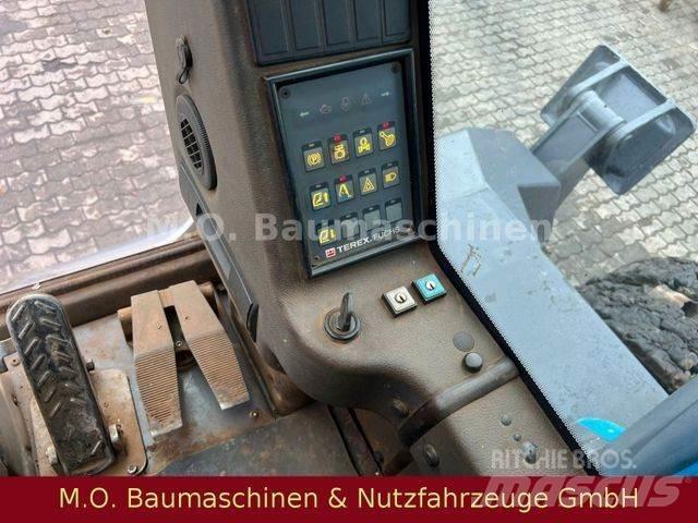 Fuchs MHL 350 Pyöräkaivukoneet