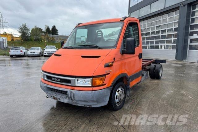 Iveco 35C12 4x2 Muut autot