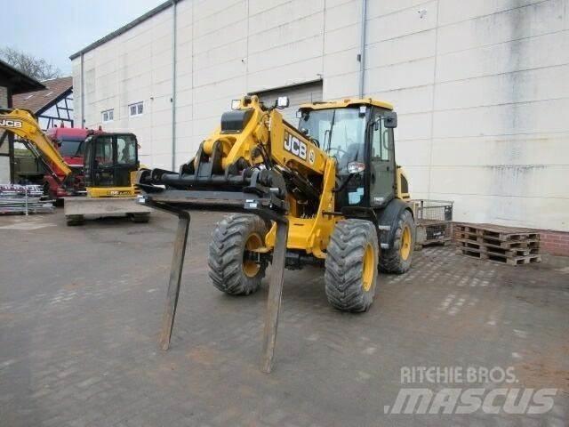 JCB TM220 Agri Etukuormaimet ja kaivuulaitteet