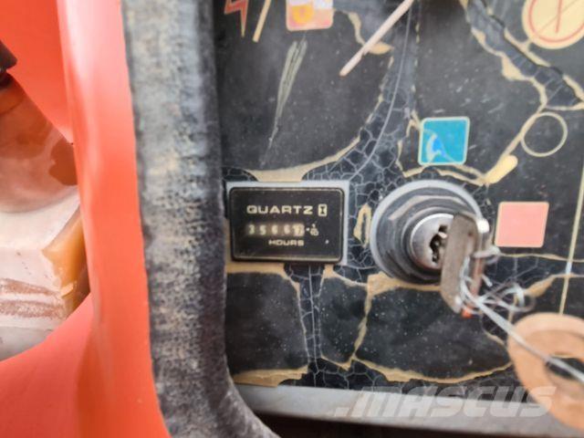 JLG 450 AJ - Kuukulkijat