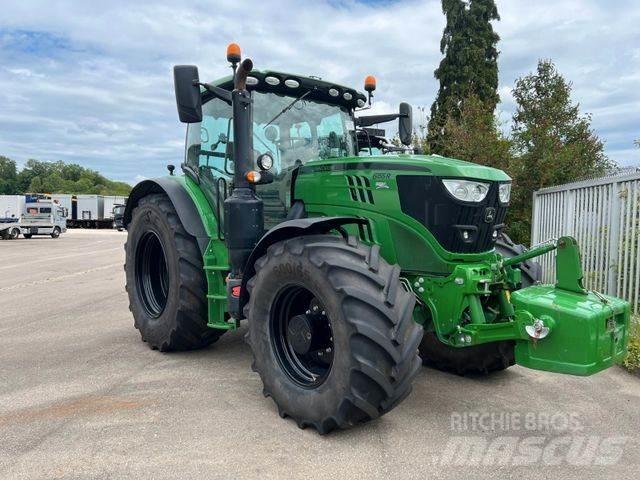John Deere 6155 R Traktorit