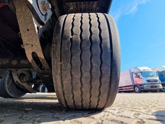 Krone SD Pressukapellipuoliperävaunut