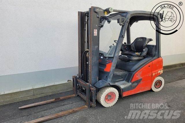 Linde H16T Nestekaasutrukit