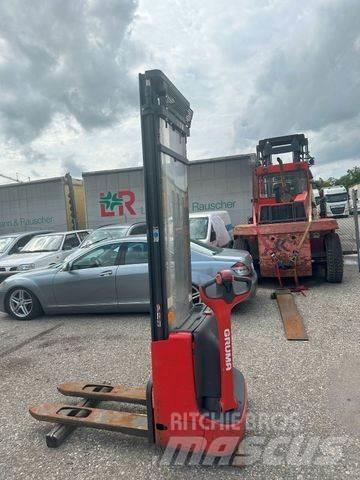 Linde L12 Korkeakeräilytrukit