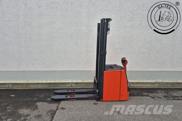 Linde L14i Korkeakeräilytrukit
