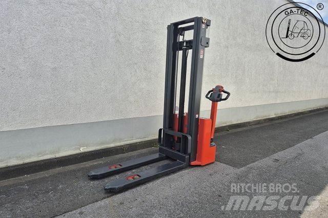 Linde ML 10 Korkeakeräilytrukit
