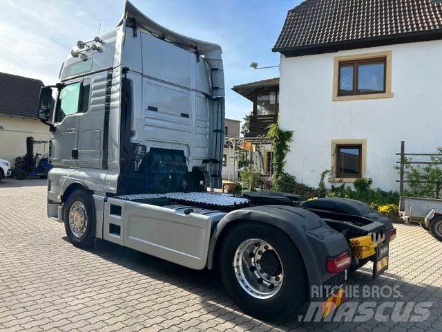MAN TGX 18.580 XXL Vetopöytäautot
