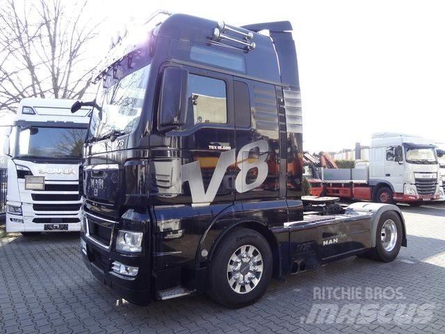 MAN TGX 18.680 V8 Vetopöytäautot
