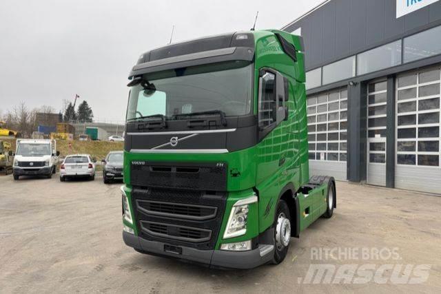 MAN TGX 33.520 6x4 Vetopöytäautot
